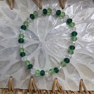 Elegant Green and Clear Beaded Bracelet.